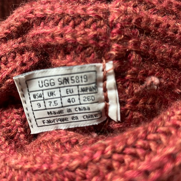 UGG Classic Cardy Knit boots - Picture 10 of 10